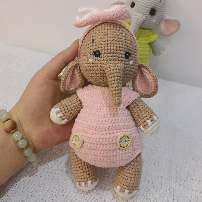 Handmade Crochet Elephant Coup - огляд і ціна Baby Nursery Games